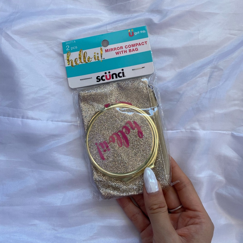 Gold Mirror Compact With Bag - Picture 2 of 2
